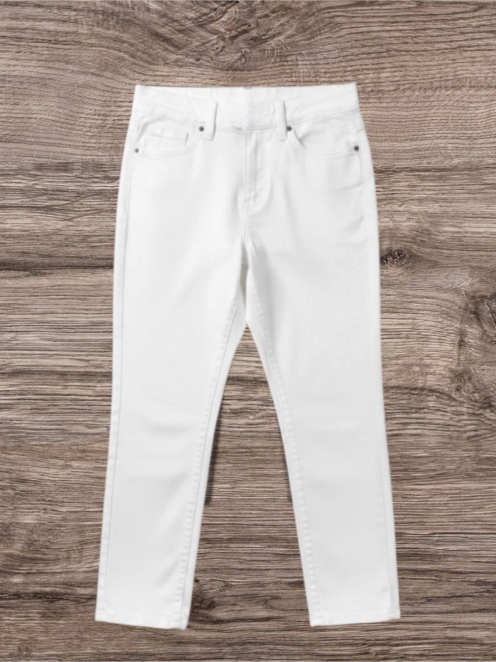NWT Time & Tru Size S (4-6) white high-rise pull-on Capri Jegging Jeans